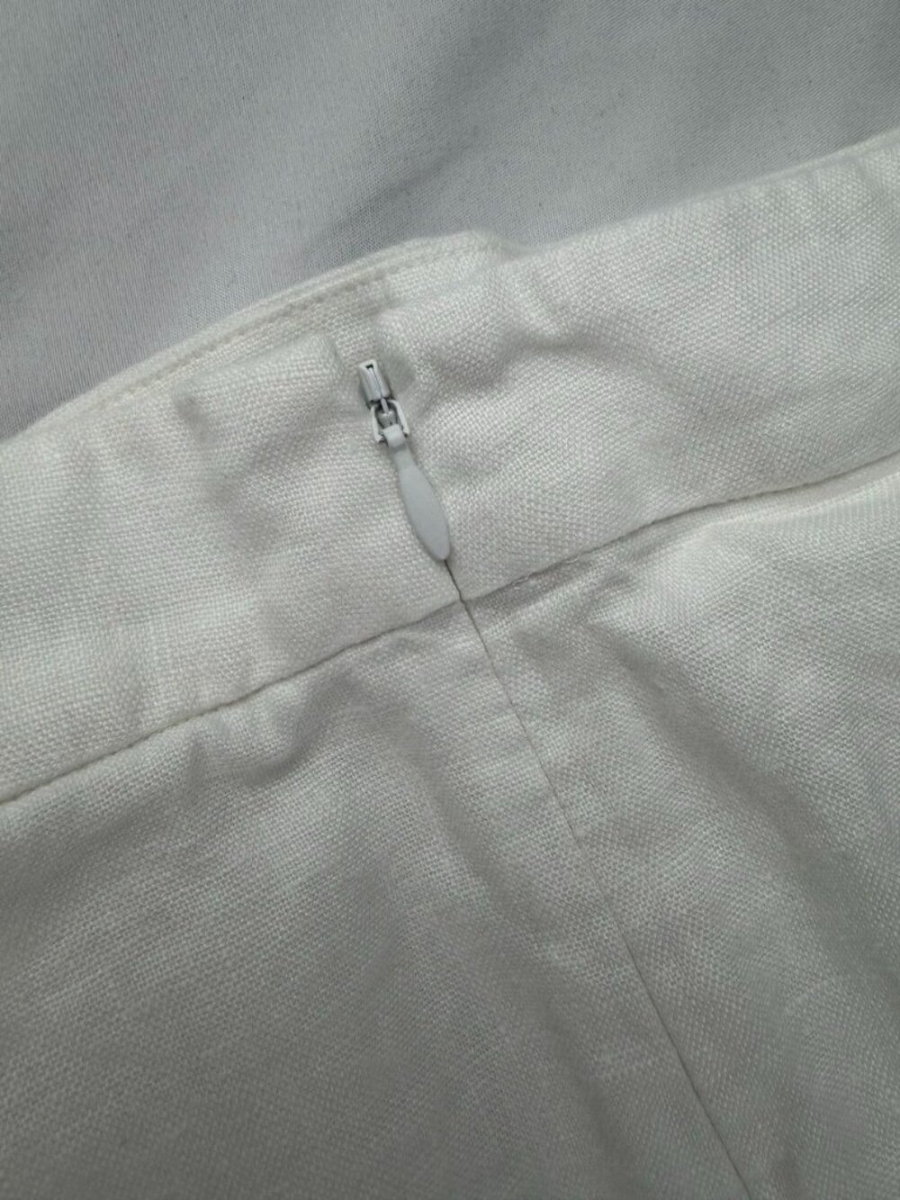 Reformation Yucca Linen Midi Skirt in White Size 4 - Picture 4 of 9